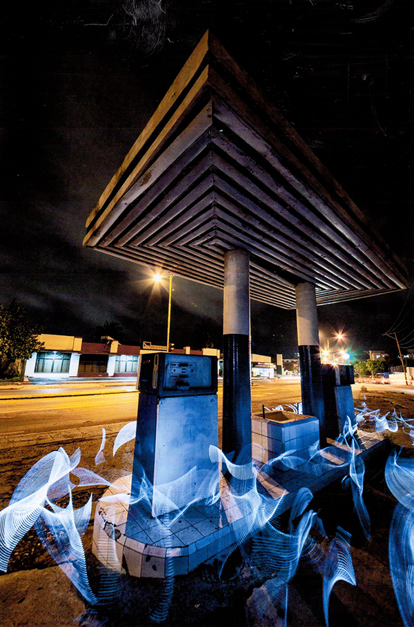 IVAN FALARDI "gasolinera " 2015